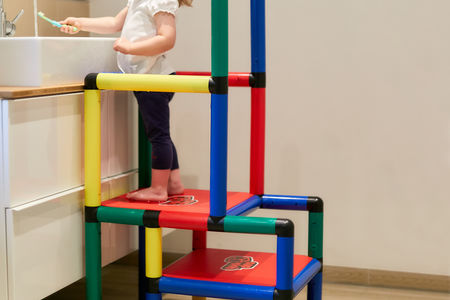 Quadro Beginner + Beginner Children’s Safe Kitchen Stepstool B0088